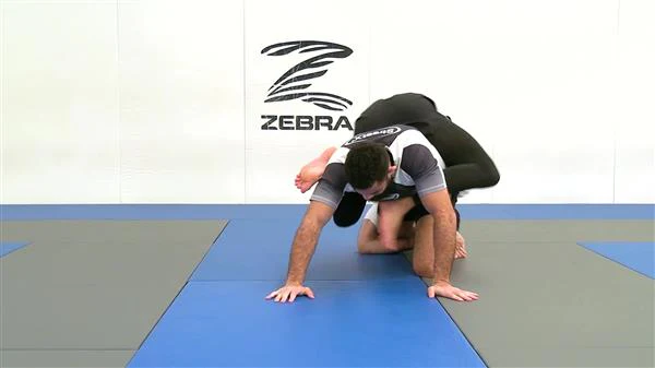 Attacking Outside Finishing Inside by Lucas Kanard - Image 4