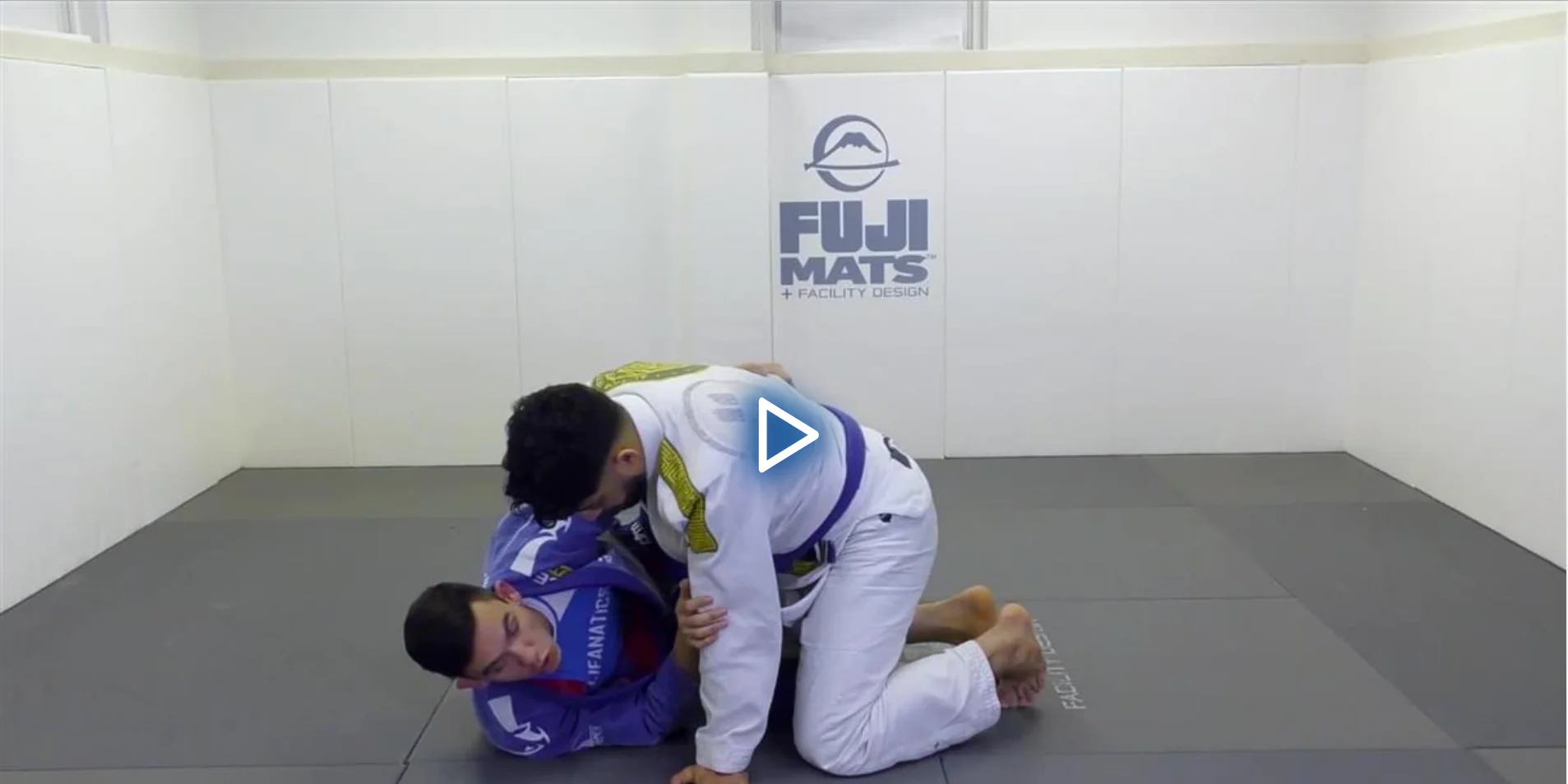 Basics To Advanced: The Low Knee Shield by Aaron Benzrihem - Image 5