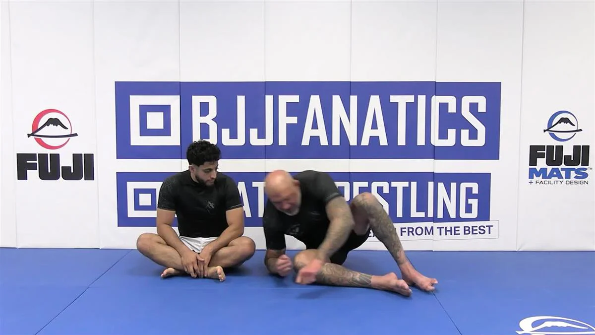 Defensive Tactics In The guard by Neil Melanson - Image 7