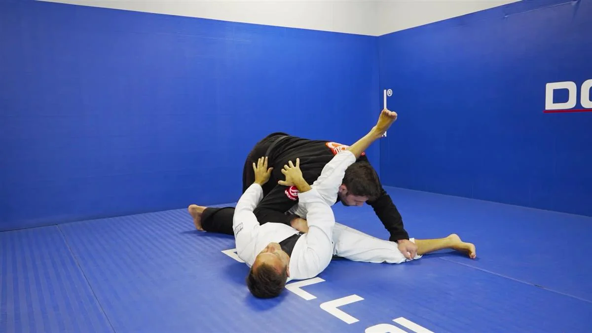 Dynamic Standing Passes by Marcus "Buchecha" Almeida - Image 5