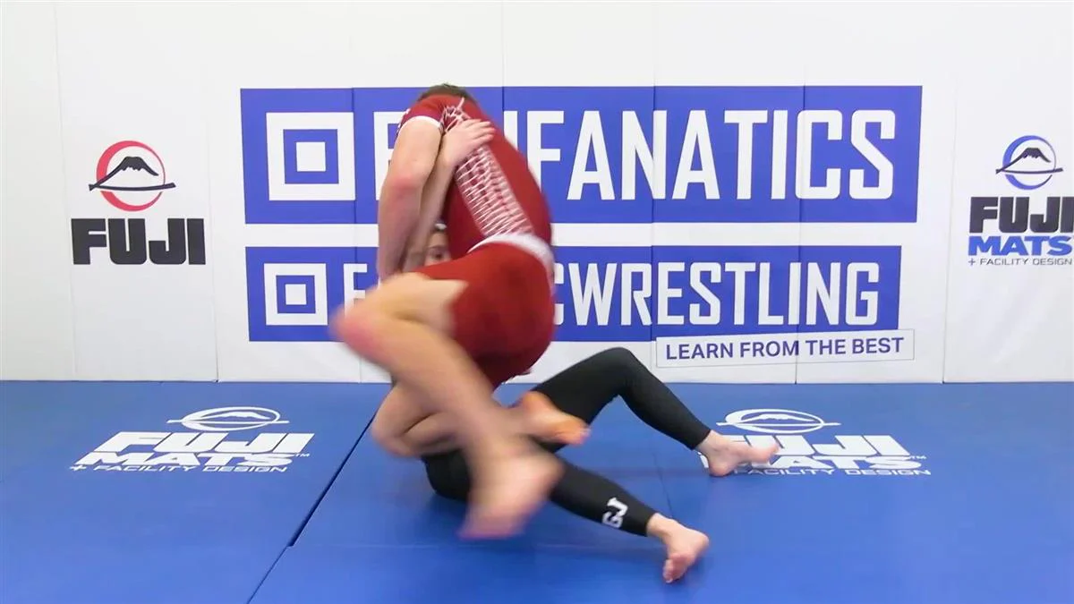 Efficiently And Effectively Passing The Guard by Luke Griffith - Image 3