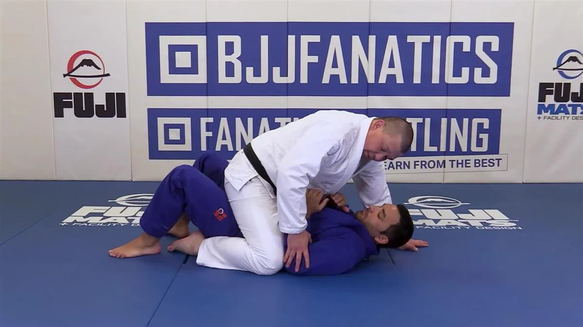 Elbow Escape Mastery by Professor Henry Akins - Image 4