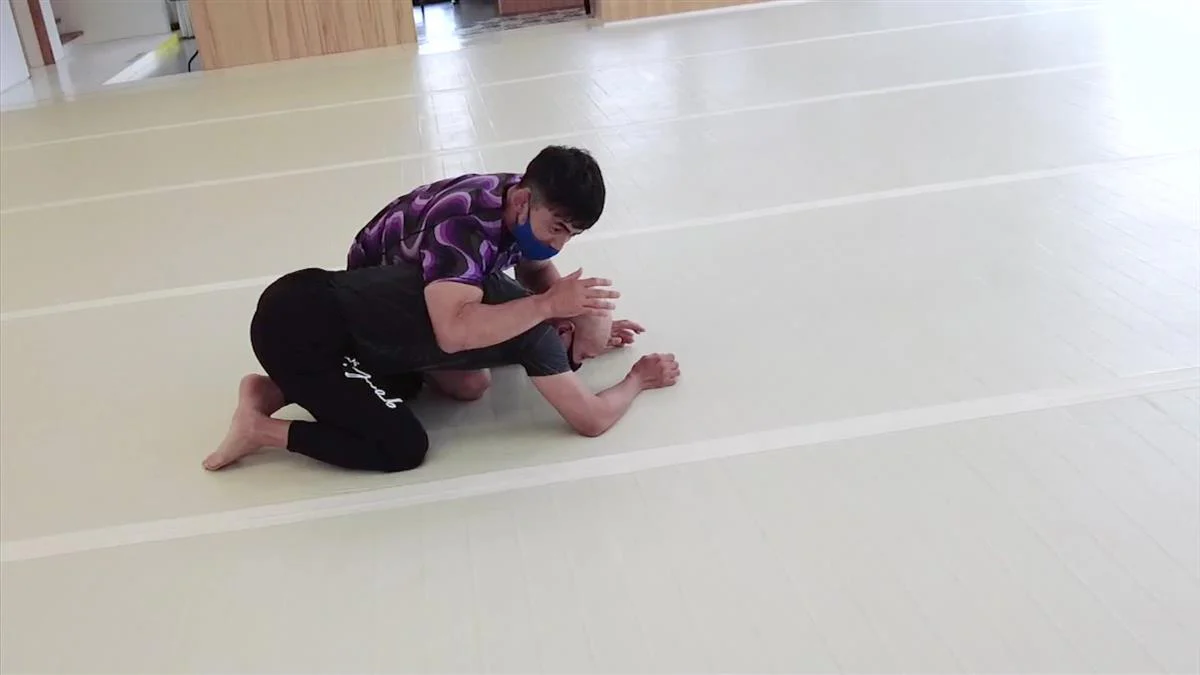 Fearsome BJJ Waza by Amazon Daisuke and Eddy Panther - Image 4