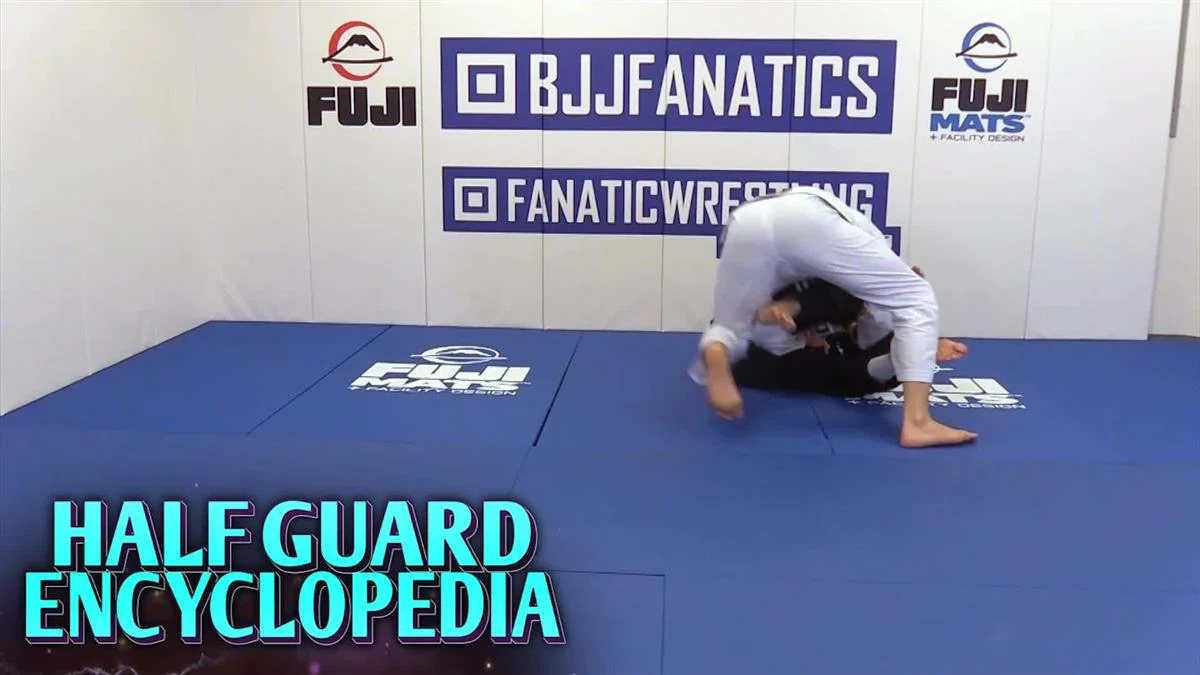 Half Guard Encyclopedia by Leonardo Nogueira - Image 3