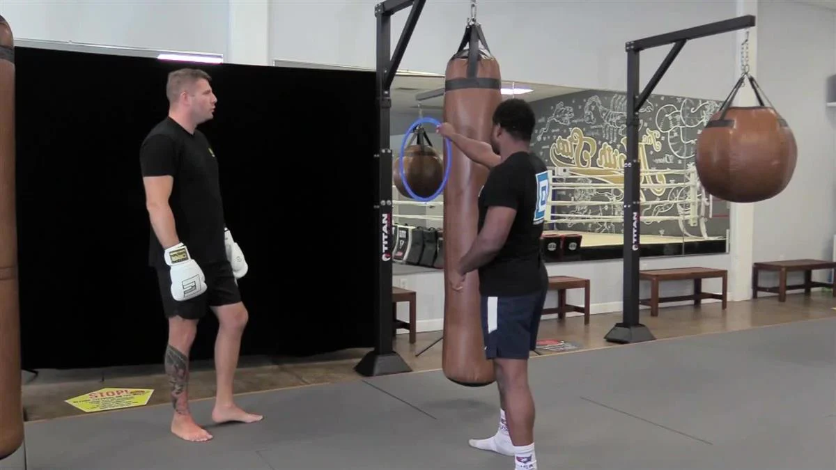 Heavy Bag Tool Box: Beginner to Intermediate by Charlie Vinch - Image 4