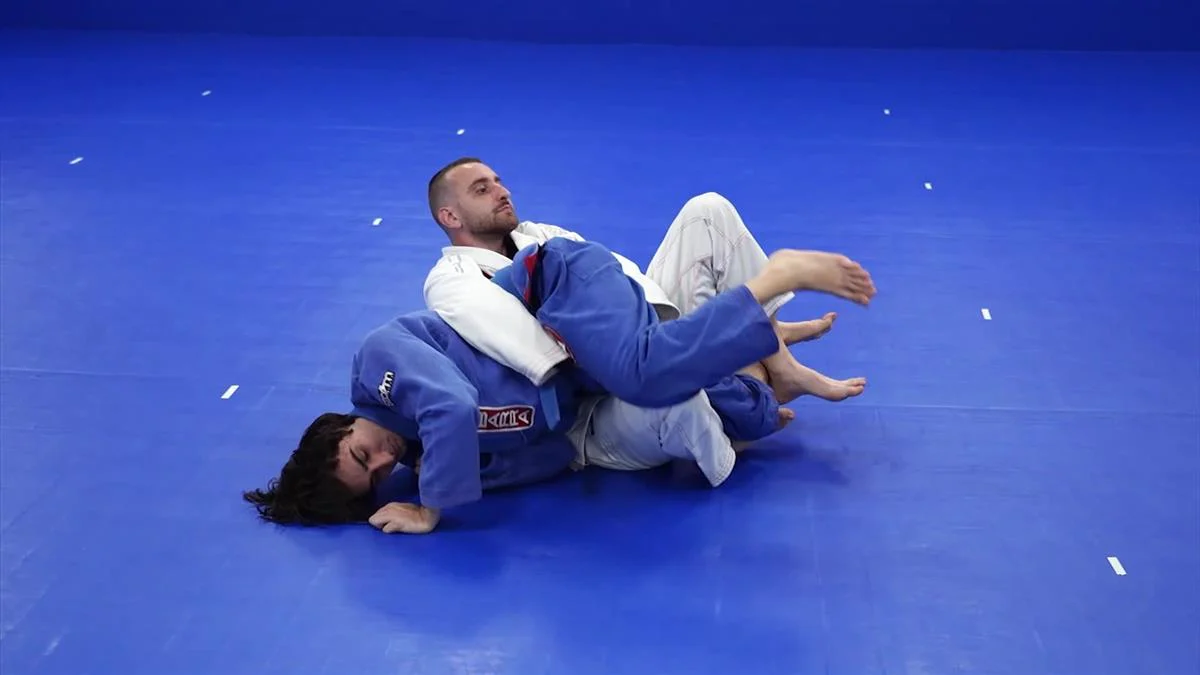 1 Back Take Infinite Applications: A Twister Hook Study by Ryan Scialoia - Image 5
