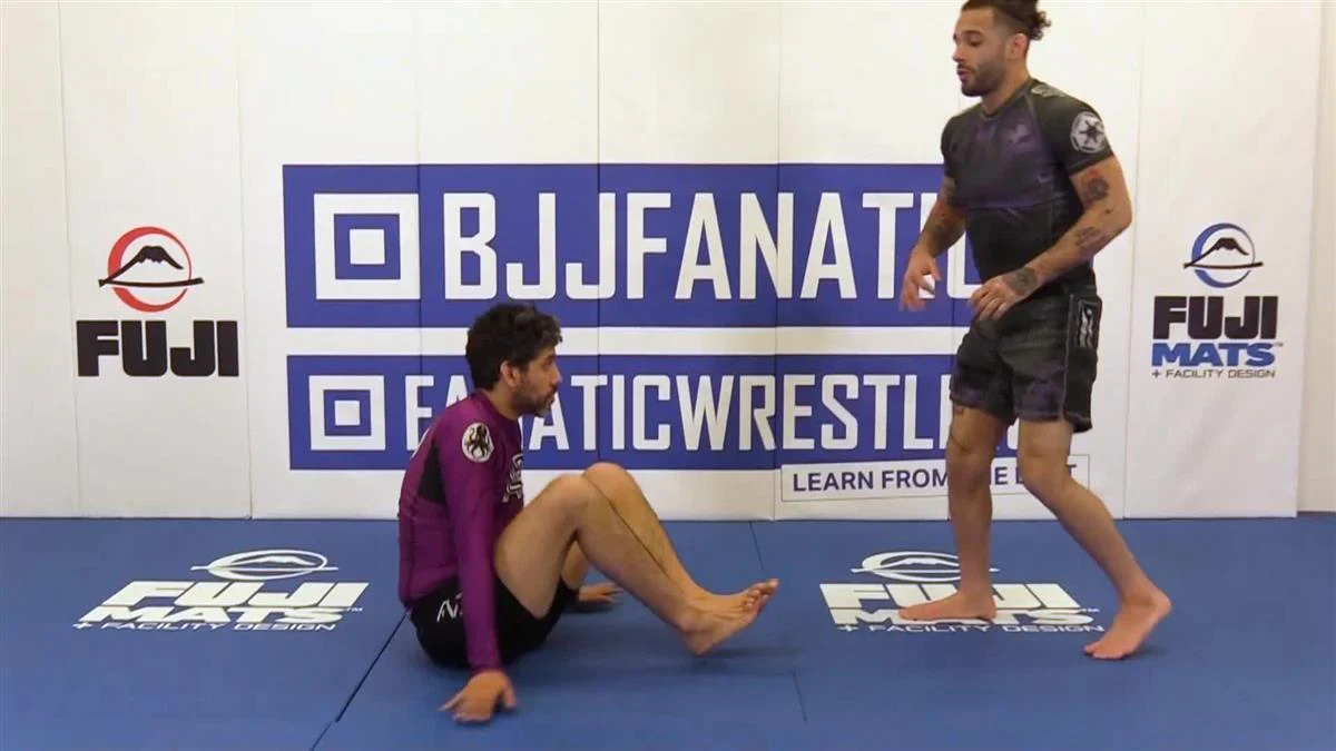 Junny's No Gi Fundamentals: Passing 101: Half Guard, Top and Bottom by Junny Ocasio - Image 5
