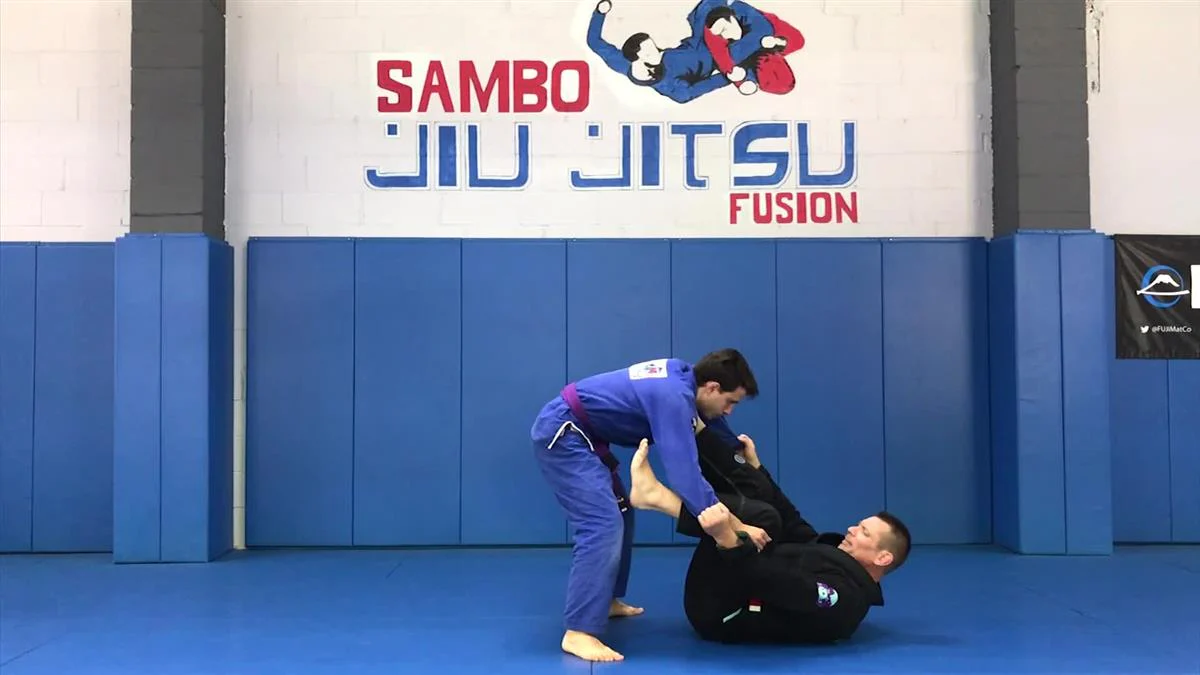 Knee Bar by Vlad Koulikov - Image 4