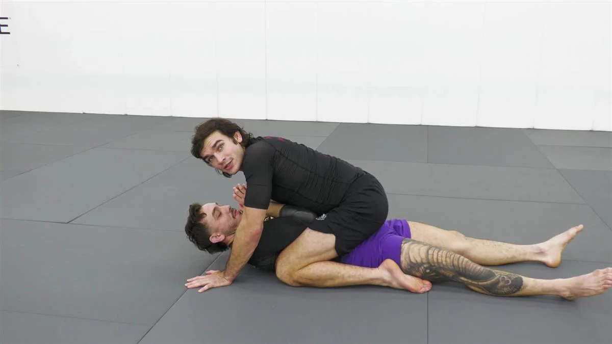 Lock & Strangle Triangle Mastery by Kieran Kichuk - Image 4