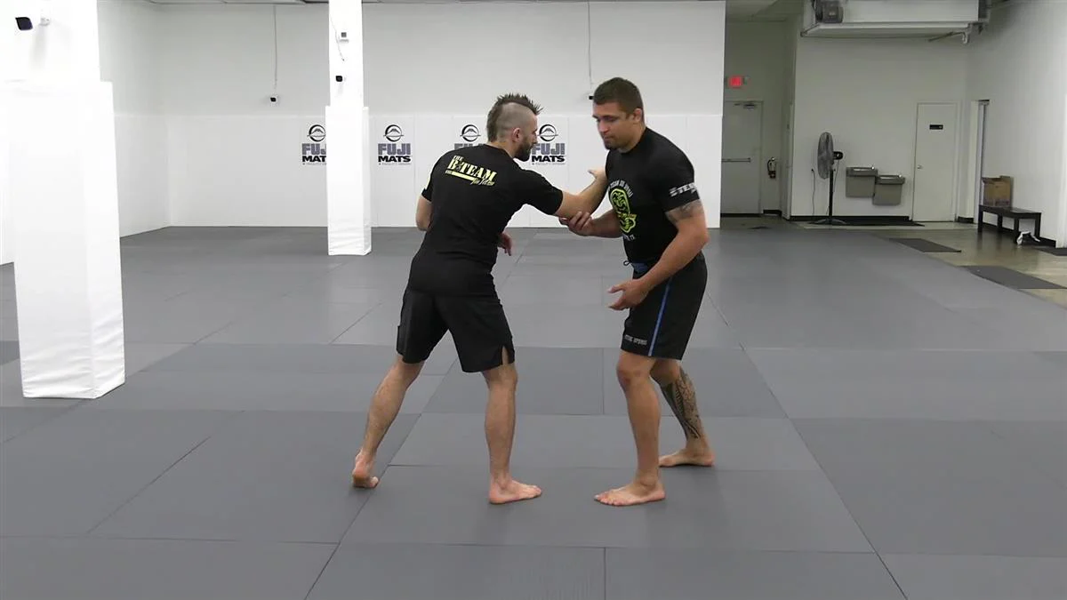 Nicky Rod's Slay the Hand Fight: Offensive and & Counter Offensive Hand Fighting by Nick Rodriguez - Image 5