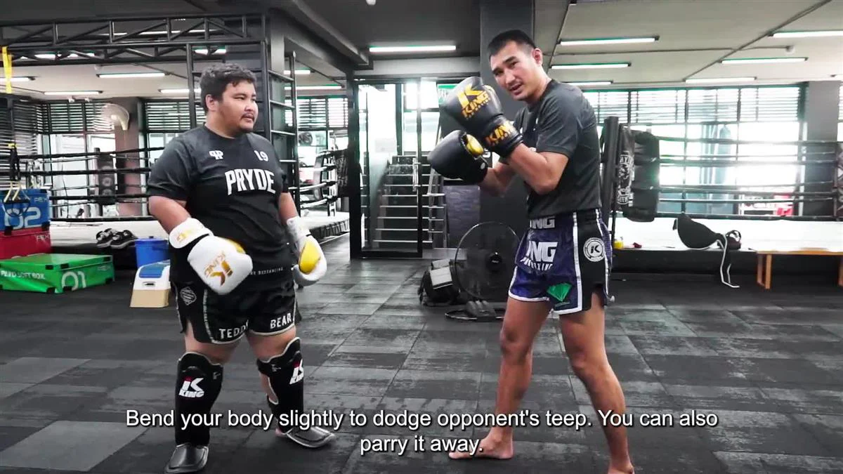 Southpaw Strategies to Becoming a Muay Thai Champion by Petchmorakot - Image 5