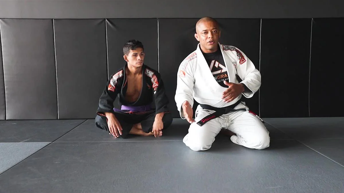 The Art Of Pressure: Half Guard Passing by Luiz Dentinho - Image 4