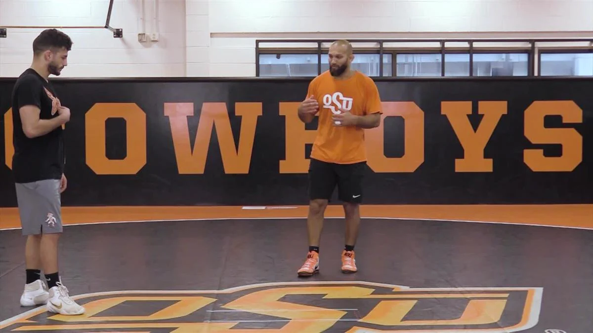The Complete Guide To wrestling Defense Volume 2: On The Legs by Zack Esposito - Image 4