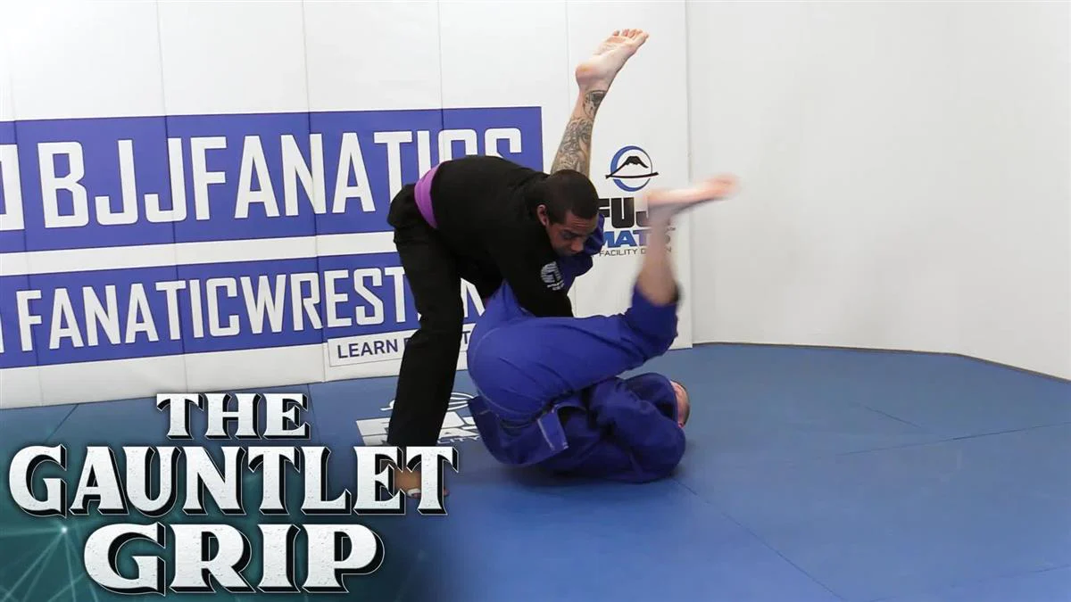The Gauntlet Grip by Drew Weatherhead - Image 3