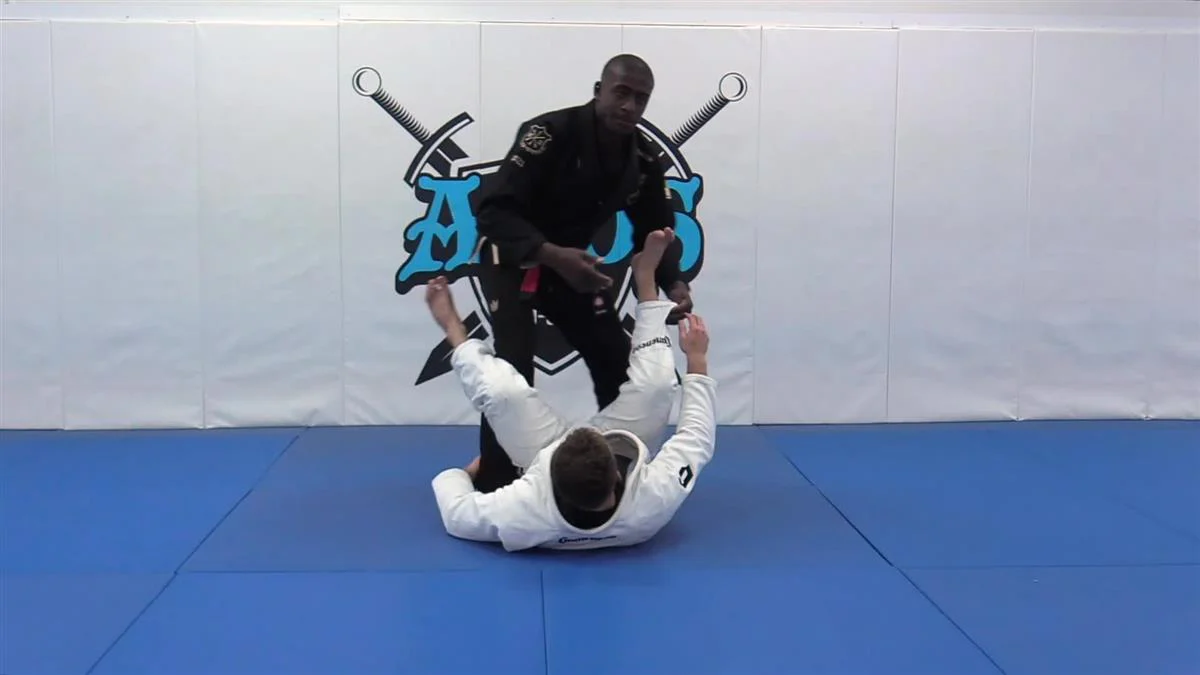 The Guard Passing Clinic by Ronaldo Junior - Image 5