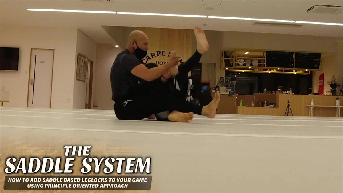 The Saddle System by Amazon Daisuke and Eddy Panther - Image 3