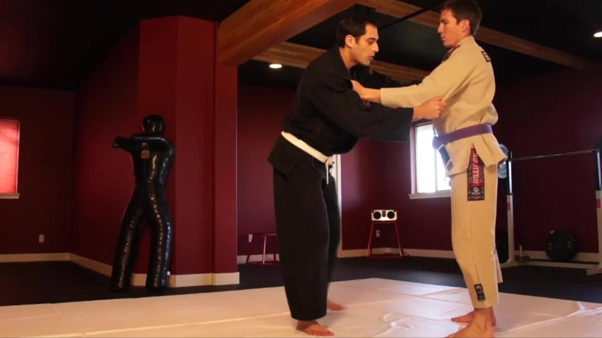 The White Belt Bible by Roy Dean - Image 5