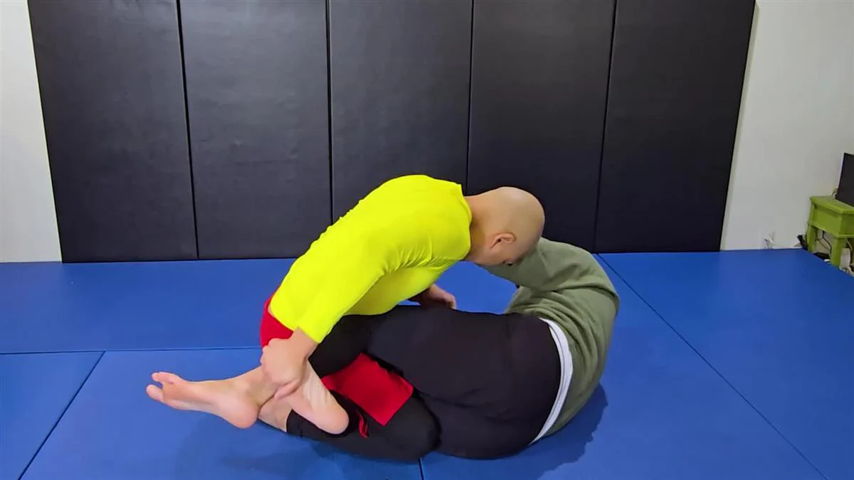 Toe Fold and Shin Locks by Joshua You - Image 4
