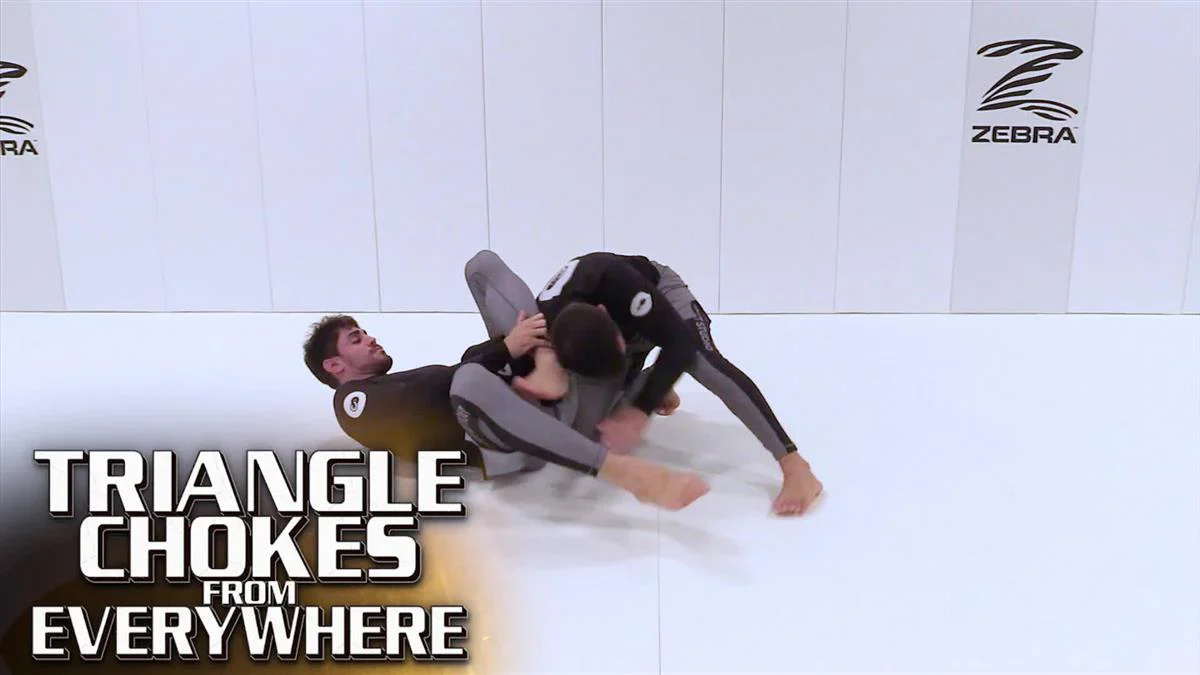 Triangle Chokes From Everywhere by Antonio Carlos Junior - Image 3