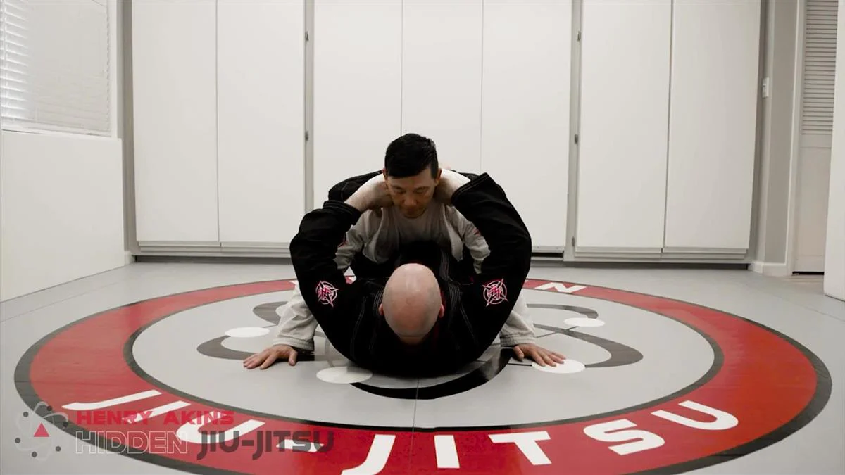 Ultimate Choke Escapes by Henry Akins - Image 4