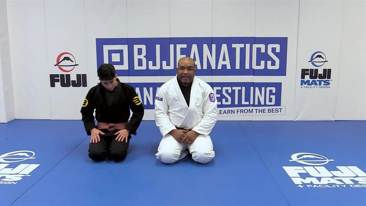 Visible Jiu Jitsu: The Top Spread Passing & Submission System by Bruno Bastos - Image 4