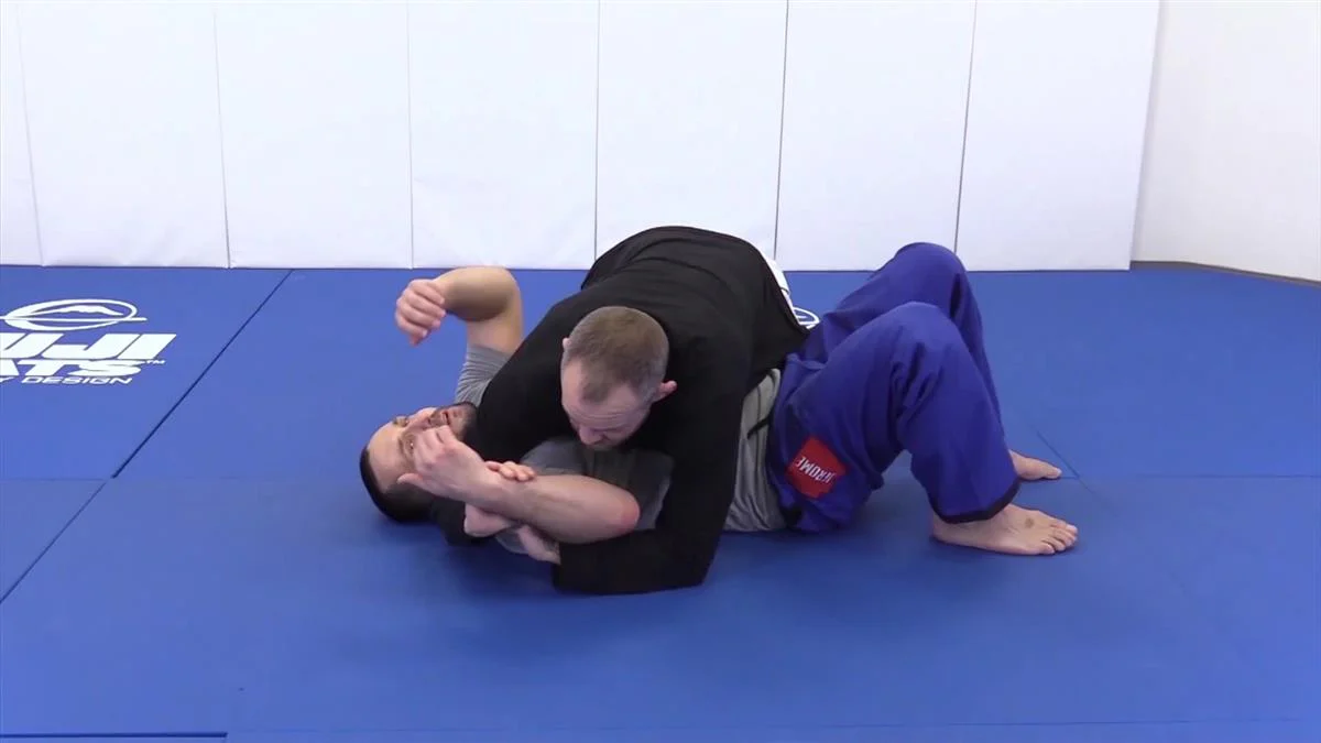 Wrist Lock The World: No Gi by Pete Letsos - Image 4